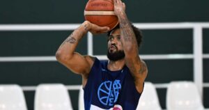 Tyler-Dorsey-Greece-practice