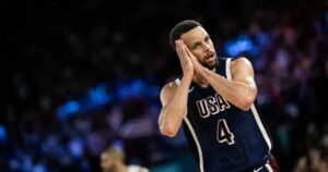 Steph-Curry-France-USA-Olympics-2024-night-night