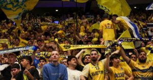 Maccabi-Tel-Aviv-fans