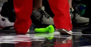 WNBA-dildo