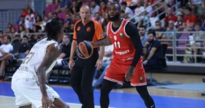 Cody-Miller-McIntyre-Olympiacos-Fenerbahce-preseason