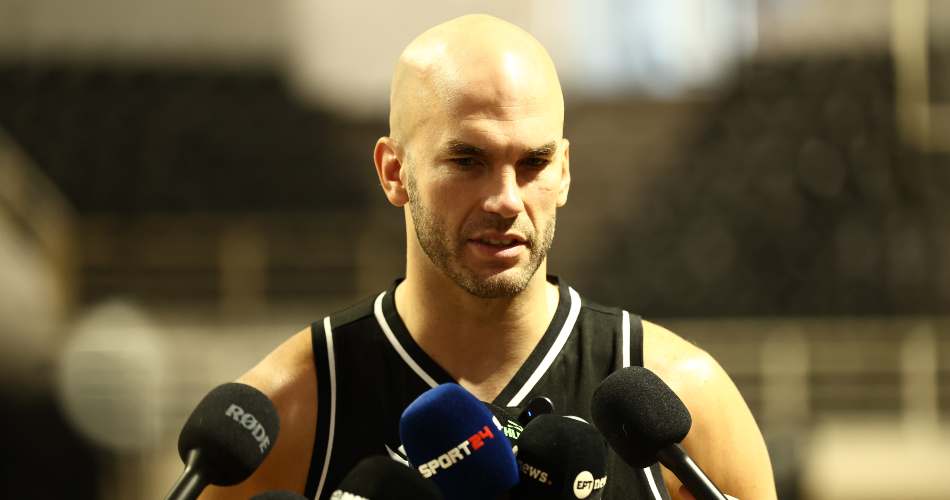 Nick-Calathes-PAOK-presser