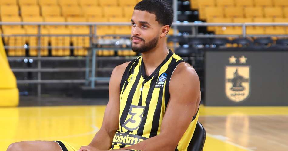 Jeremiah-Robinson-Earl-Aris-presser