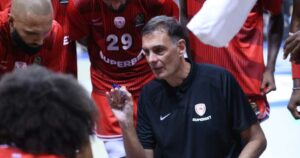 Giorgos-Bartzokas-Olympiacos-Fenerbahce-preseason