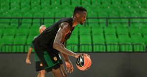 Moustapha-Fall-Panathinaikos-practice