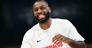Cody-Miller-McIntyre-Olympiacos-practice