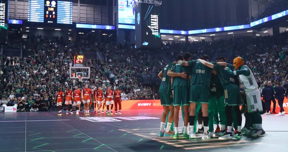 Panathinaikos-Bayern-Munich-huddle