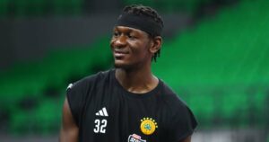 Isaac-Bonga-Panathinaikos-practice