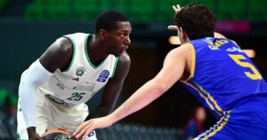 Kendrick-Nunn-Panathinaikos-Peristeri(2)