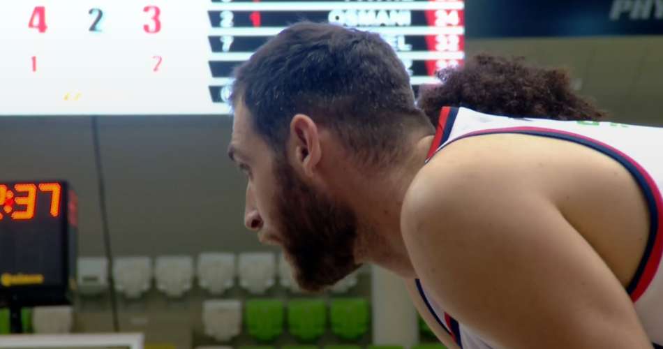 Giorgos-Papagiannis-Hapoel-Tel-Aviv-Anadolu-Efes-return