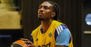Keaton-Wallace-Maccabi-Tel-Aviv-practice