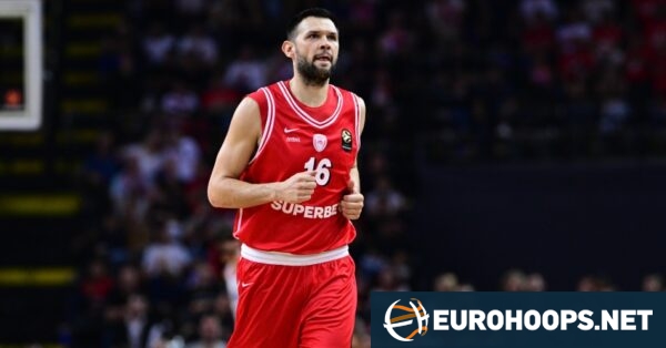 Papanikolaou compara início do Olympiacos a três meses e elogia reforços