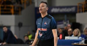 Petros-Papapetrou-referee