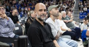 Pep-Guardiola-Barcelona-Olympiacos