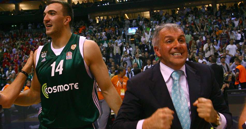 Nikola-Pekovic-Zeljko-Obradovic-Panathinaikos-EuroLeague-Champions-2009
