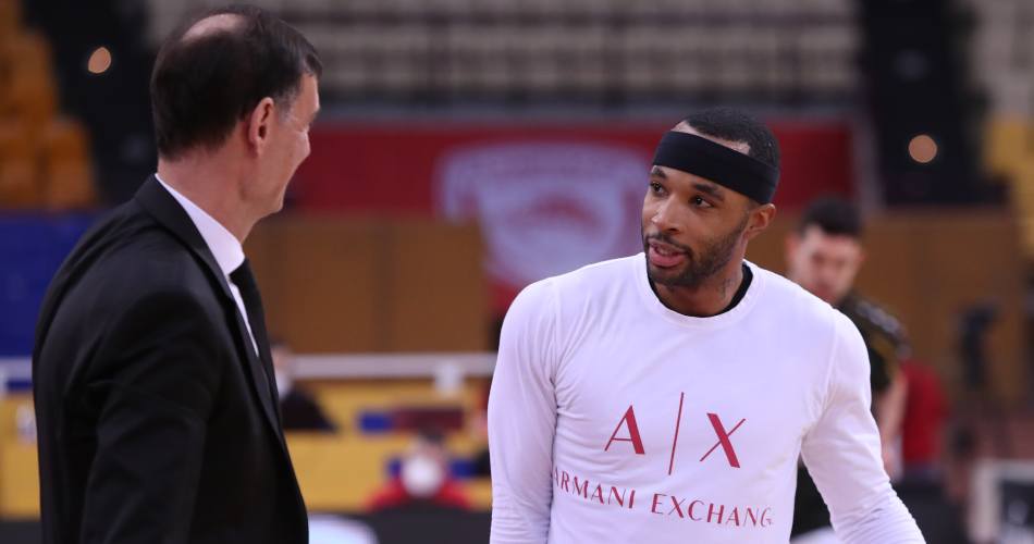 Giorgos-Bartzokas-Malcolm-Delaney-Olympiacos-Olimpia-Milano-2022