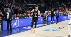 Cedi-Osman-Bahcesehir-PAOK