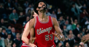 artis-gilmore-chicago-bulls