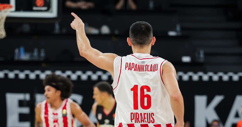 Kostas-Papanikolaou-Besiktas-Olympiacos