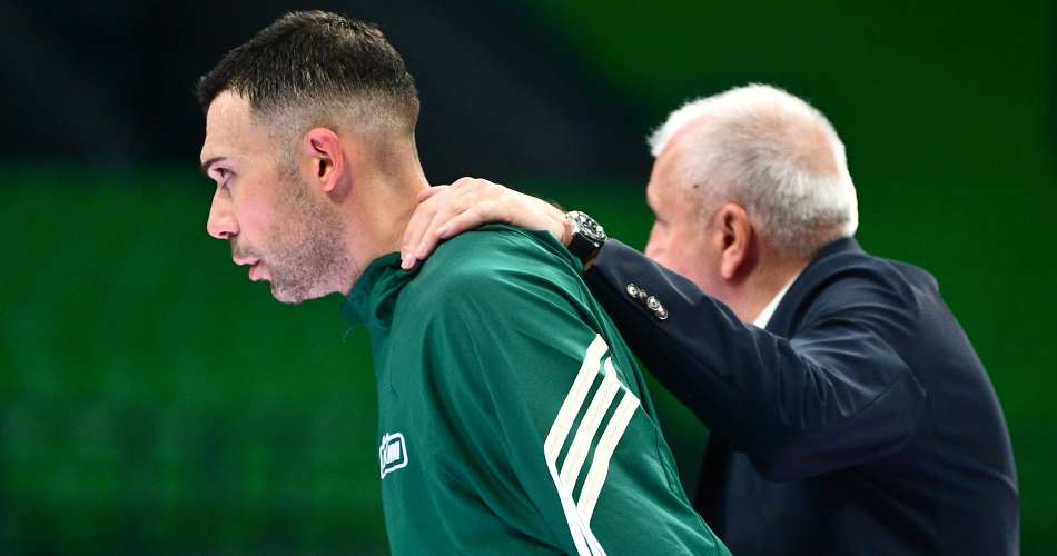 Kostas-Sloukas-Zeljko-Obradovic-Panathinaikos-Peristeri
