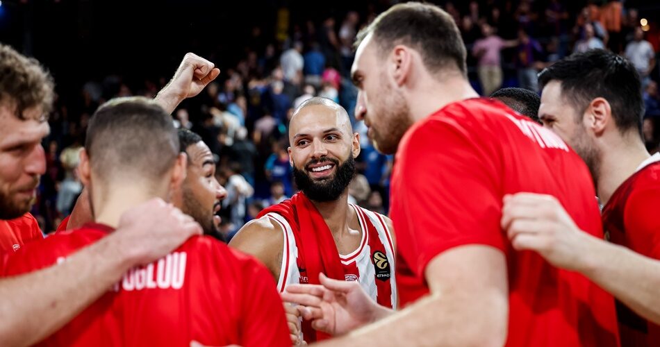 fournier-olympiacos-team